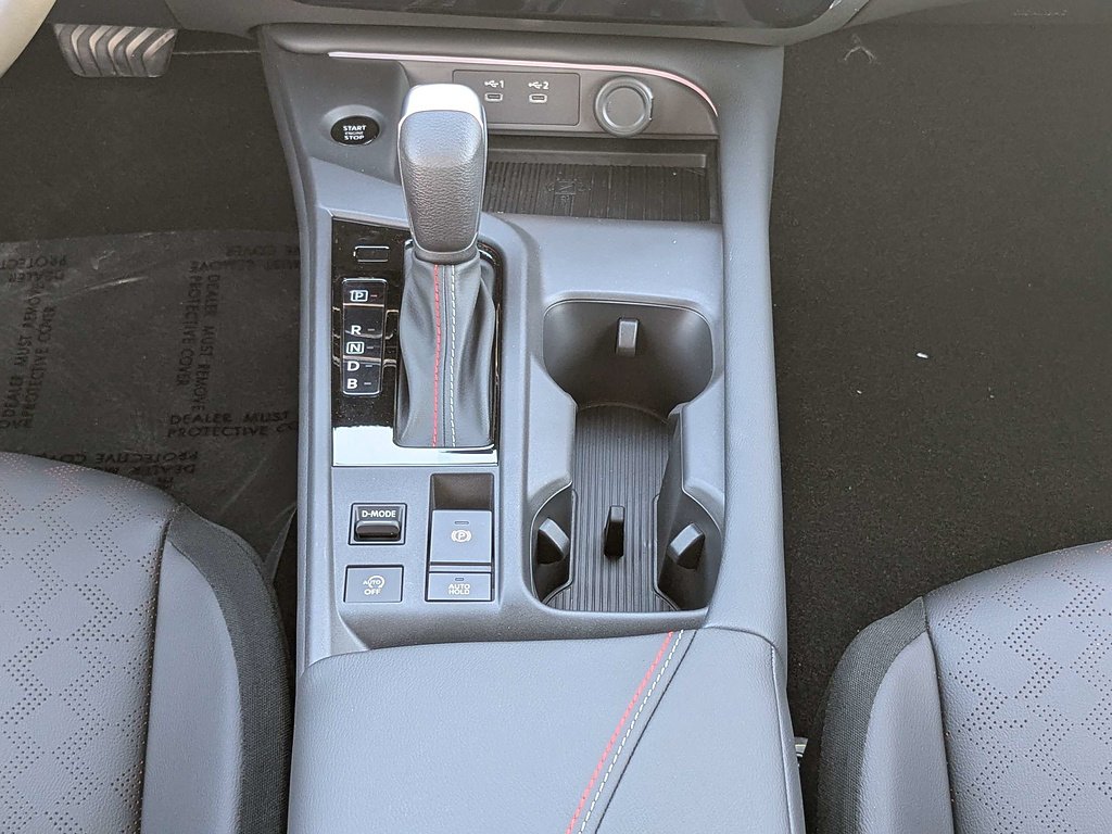 New 2026 Aspen White TriCoat / Super Black Two-tone Nissan SR image 19