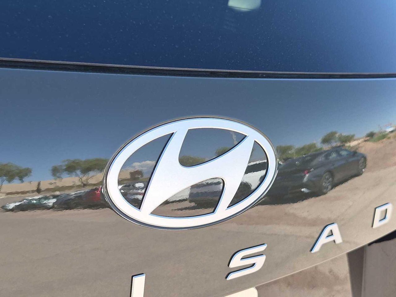 New 2026 Titan Green Hyundai SEL AWD image 11