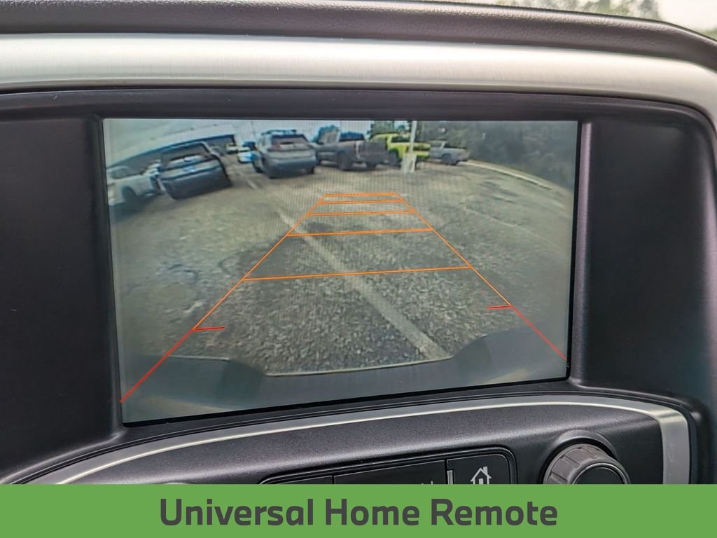 Used 2015 Silver GMC SLT image 24