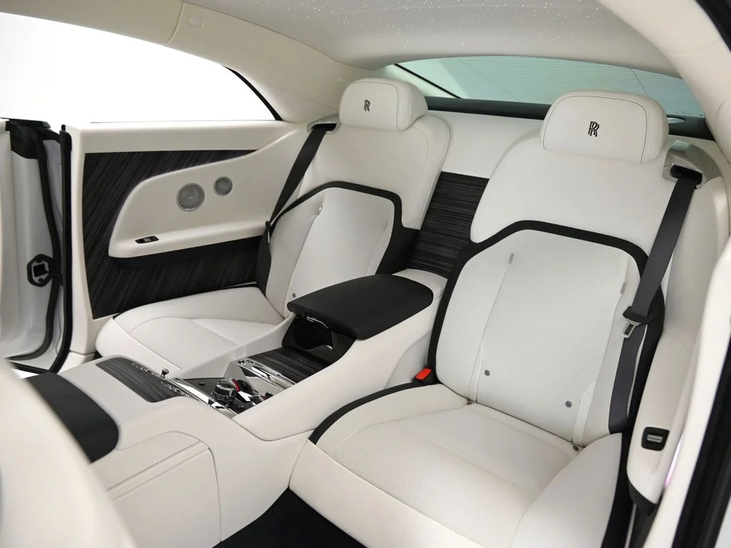 Certified Used 2025 Arctic White Rolls-Royce  image 11