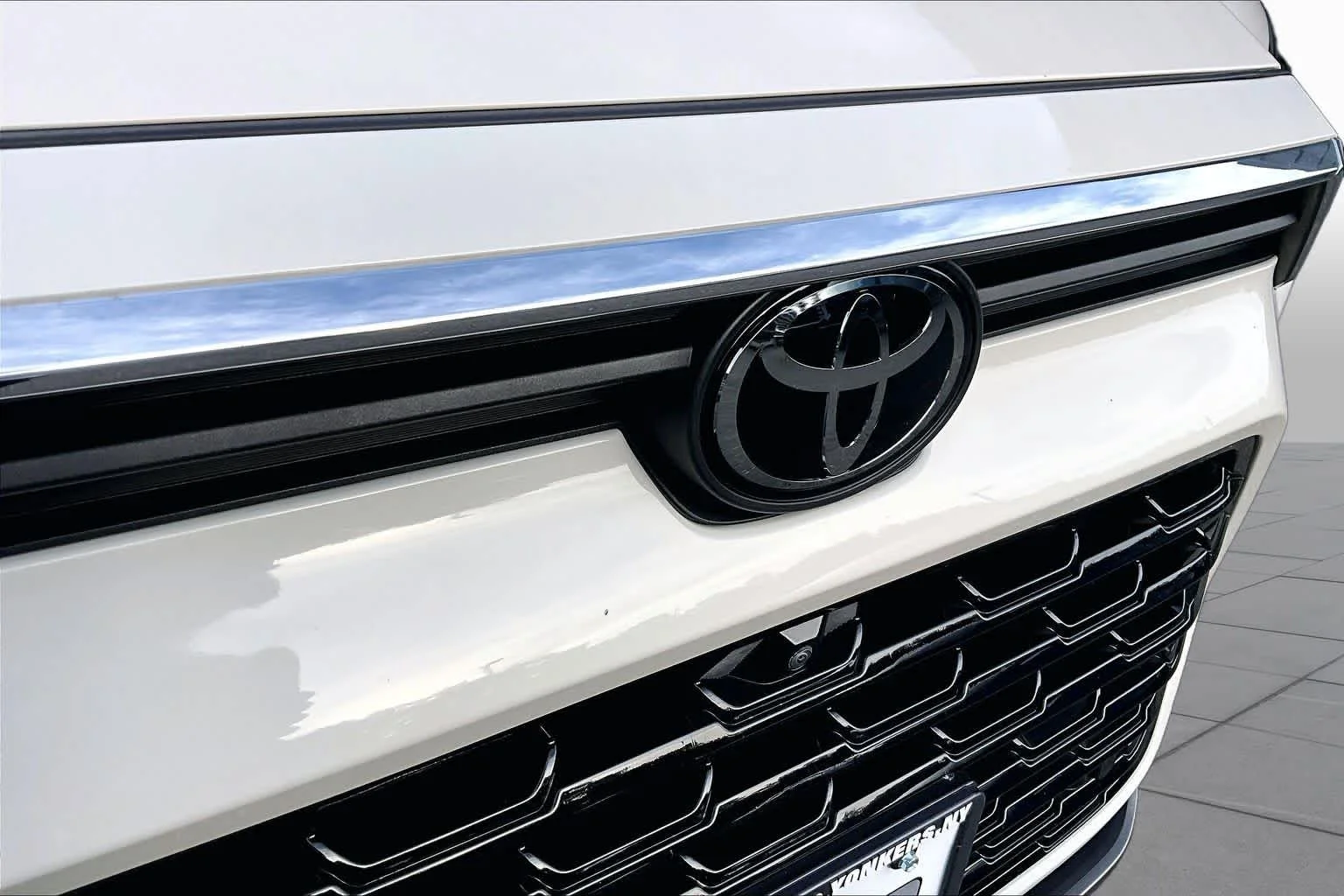 Certified Used 2024 Coastal Cream Toyota Platinum image 29