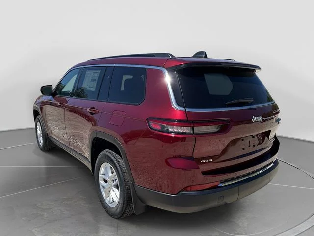 New 2026 Velvet Red Pearl-Coat Exterior Paint Jeep Laredo image 6