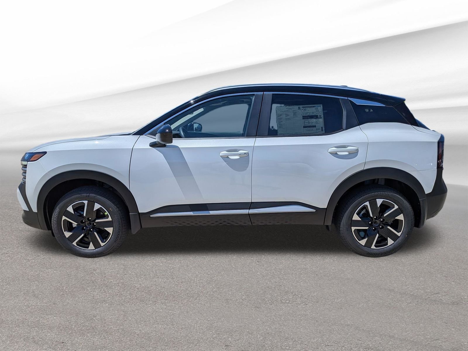 New 2026 Aspen White TriCoat / Super Black Two-tone Nissan SV image 10