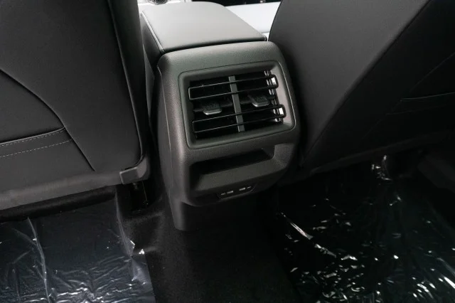 2026 Volkswagen Tiguan SE R-LINE BLACK - Photo 20