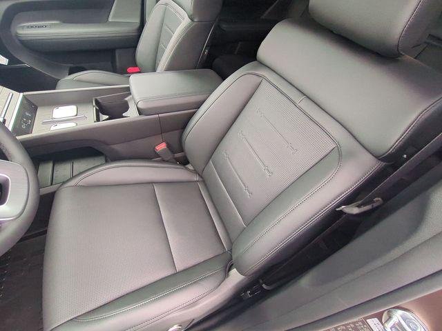 2026 Hyundai Santa Fe Limited - Photo 17