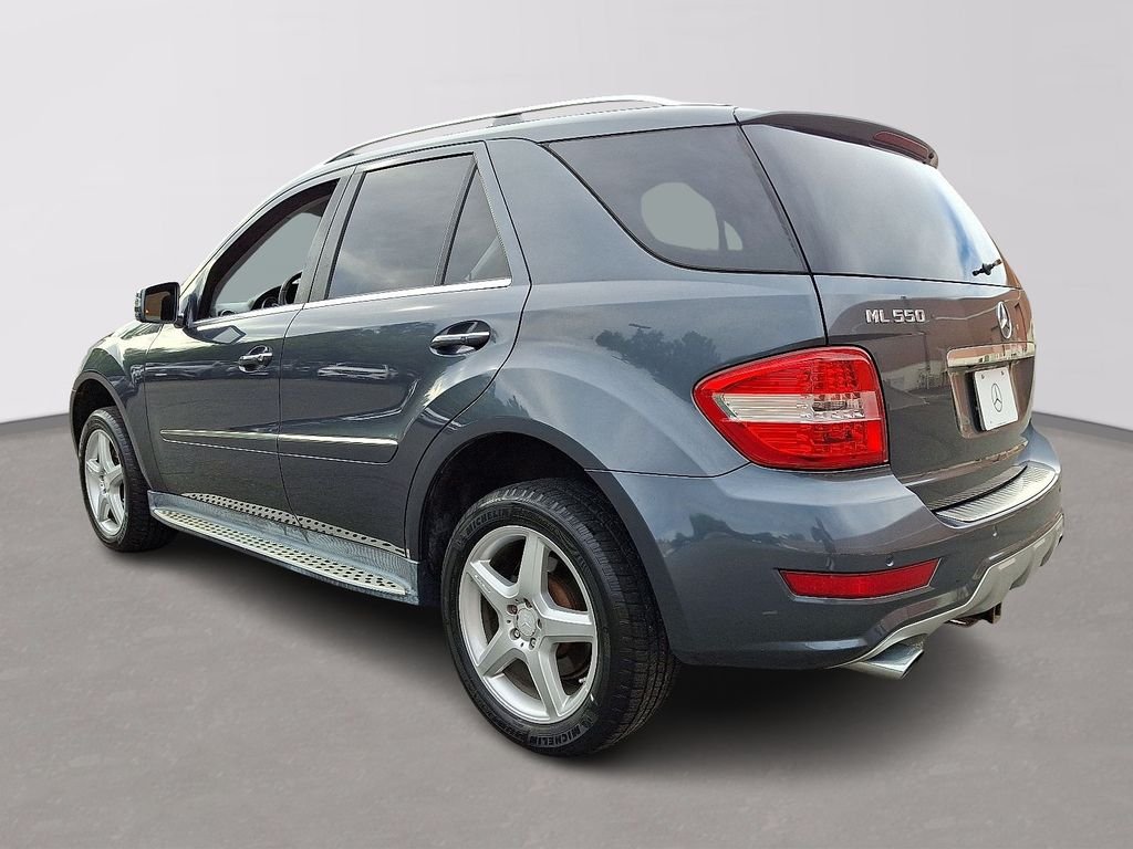 Used 2011 Steel Gray Metallic Mercedes-Benz ML 550 image 6