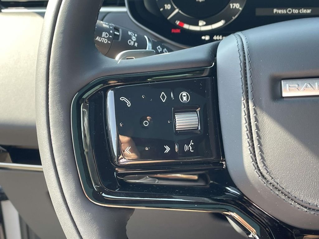 New 2026 Borasco Grey Land Rover Dynamic SE image 28