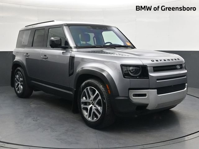 Used 2020  Land Rover SE image 1