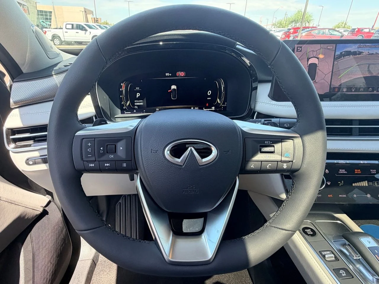 New 2027 RADIANT WHITE INFINITI Luxe FWD image 19