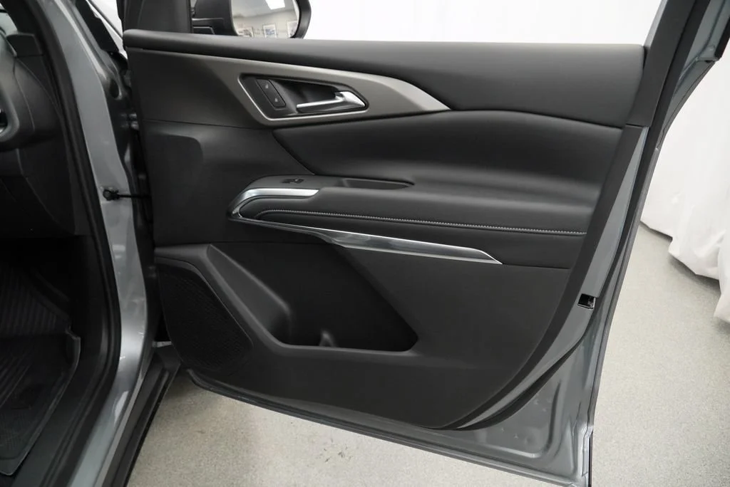 2026 Chevrolet Traverse LT - Photo 27