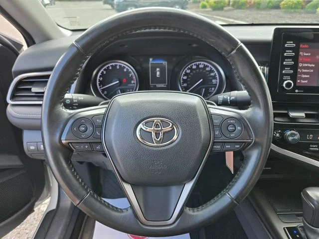 Used 2022 White Toyota SE image 28