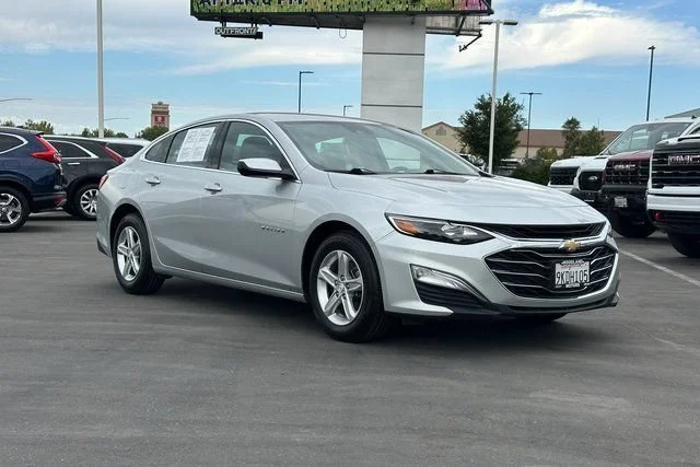 Used 2021 SILVER ICE METALLIC Chevrolet LS image 1