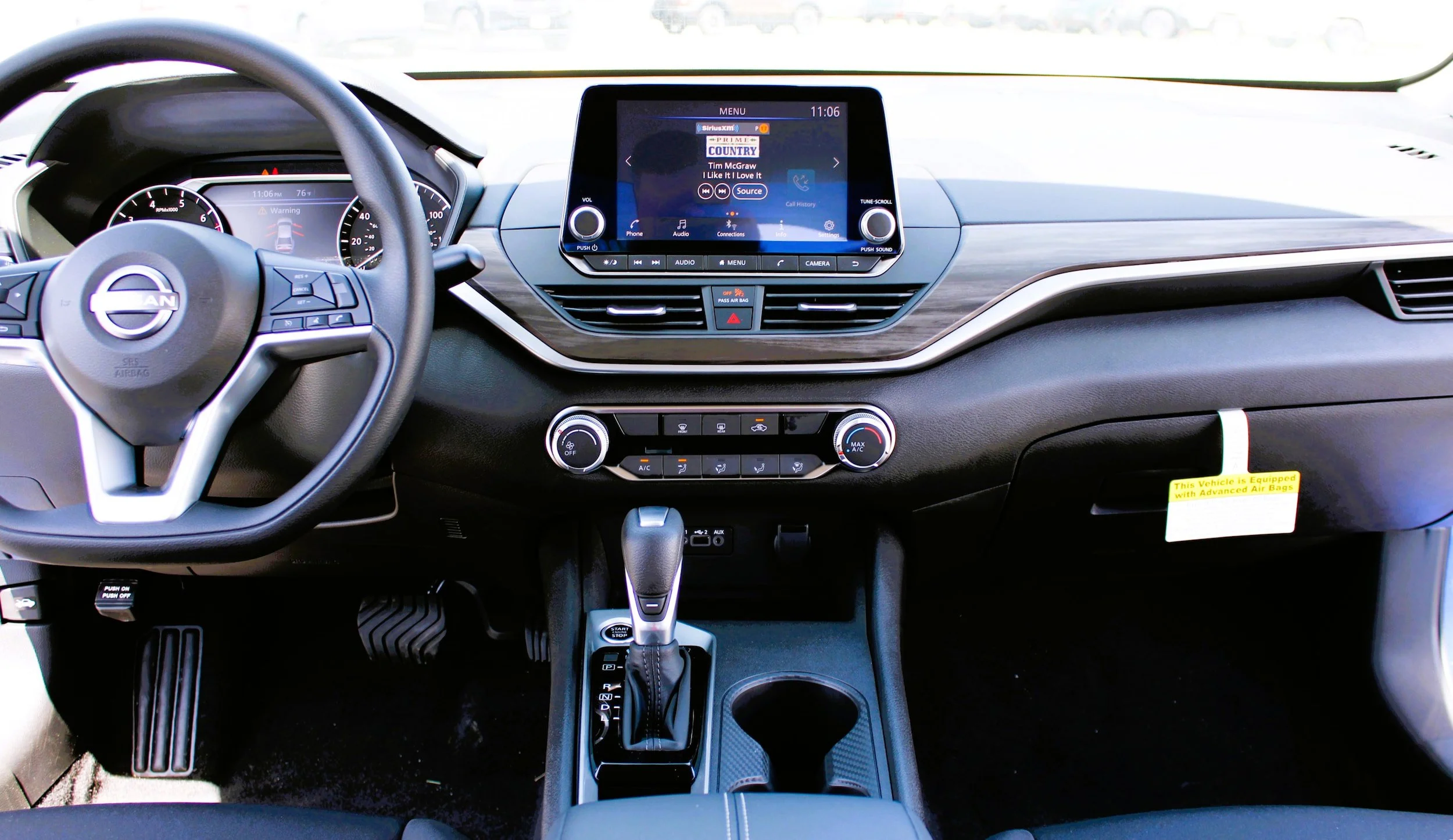 Used 2025 Bluestone Pearl Nissan SV image 20