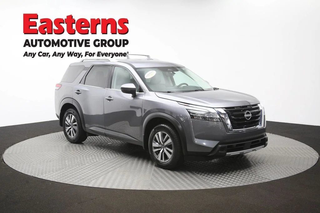Used 2023 Gray Nissan SL image 49