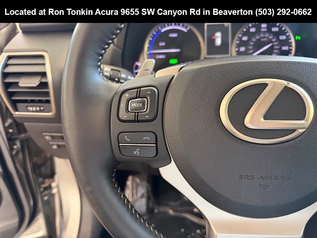 Used 2019 Atomic Silver Lexus 300h image 16