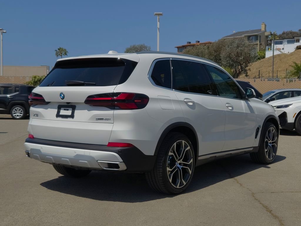 Used 2026 Alpine White BMW sDrive40i image 26