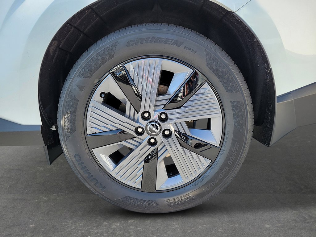 New 2026 Everest White Pearl Tricoat Nissan SL image 13
