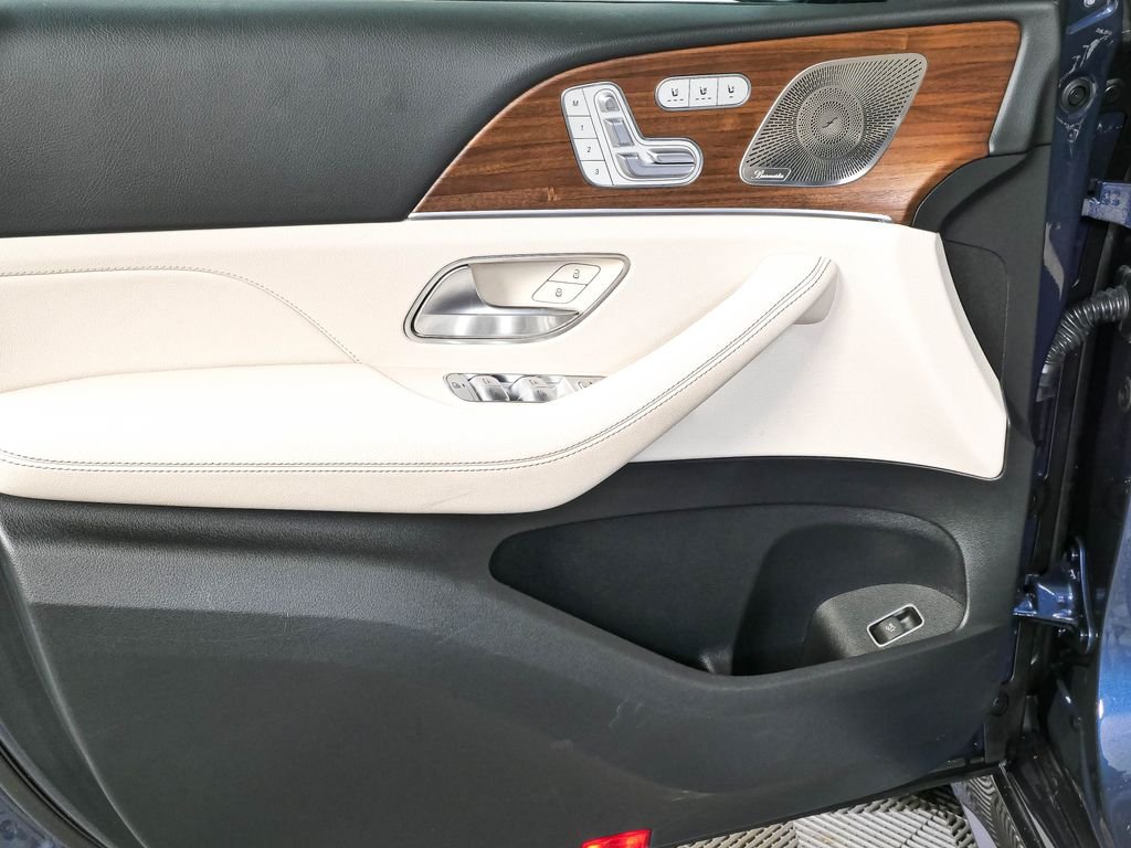 Certified Used 2025 Blue Mercedes-Benz GLS 450 image 6
