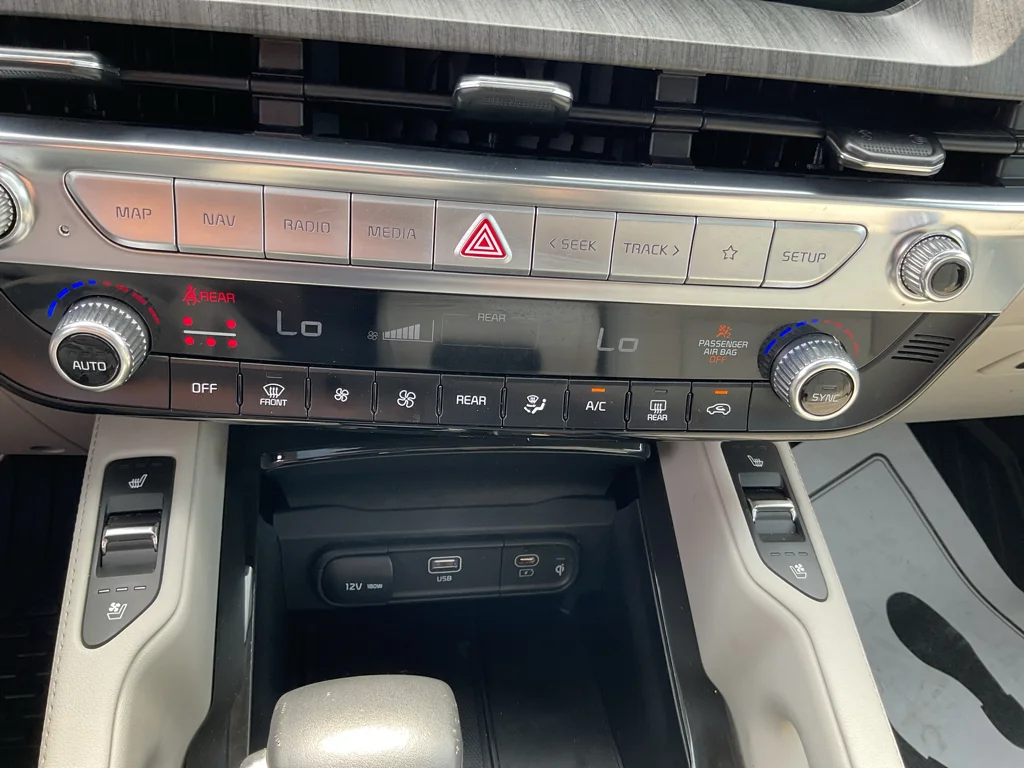 Used 2024 Ebony Black Kia SX image 33