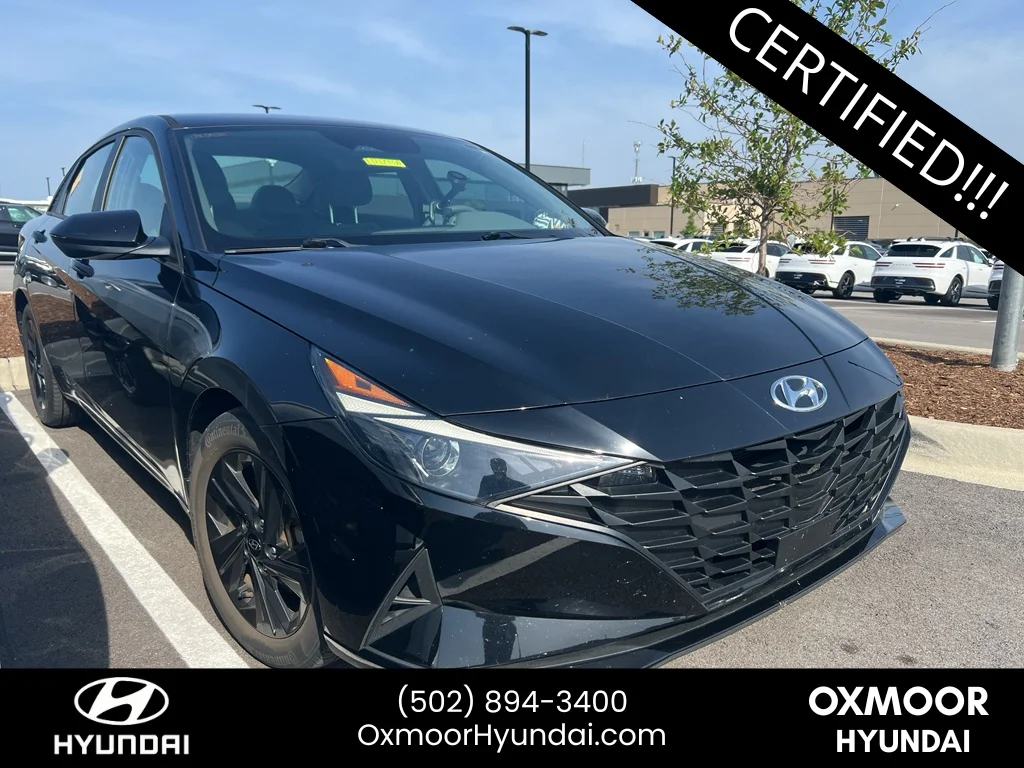 Used 2022 Phantom Black Hyundai SEL image 1