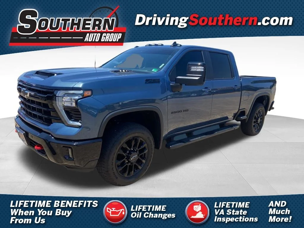 2025 Chevrolet Silverado HD LT 4WD Crew Cab Standard Box's photo