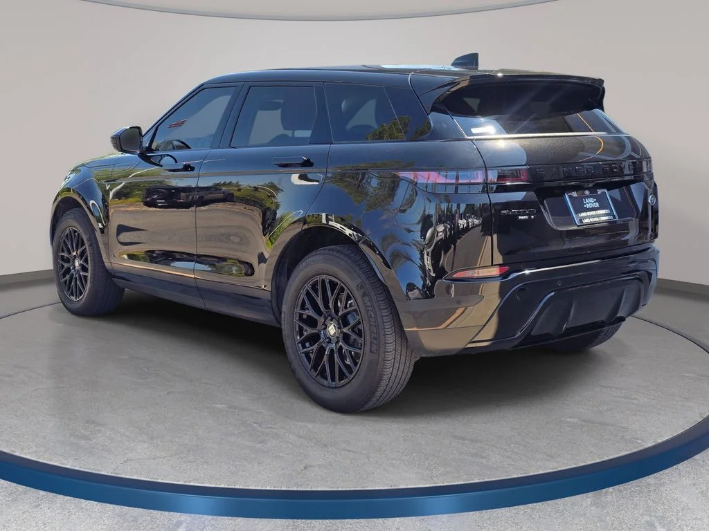 Used 2020 Black Land Rover S image 8