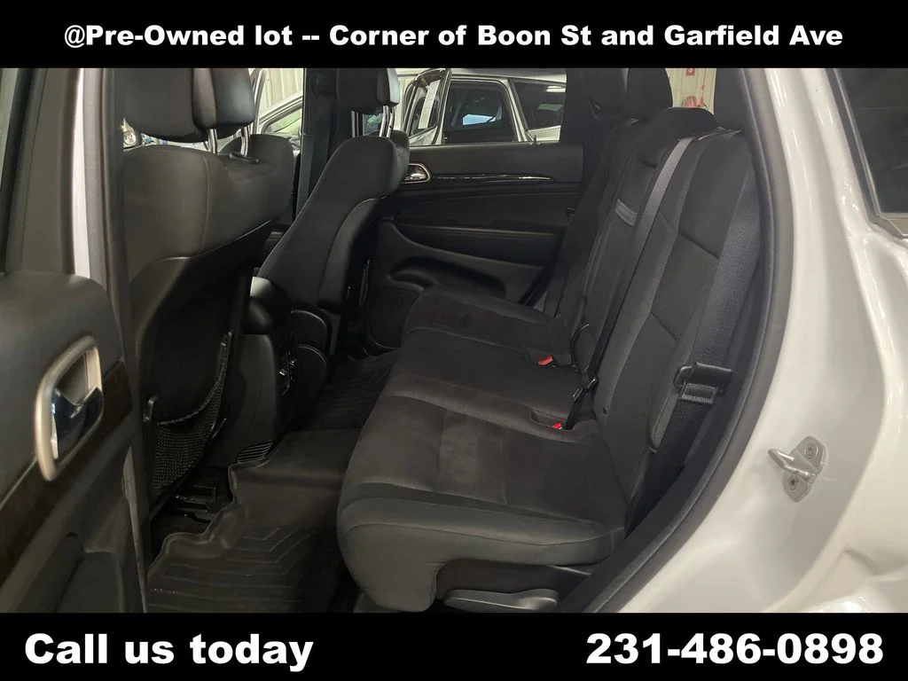 Used 2013 White Jeep Laredo image 21
