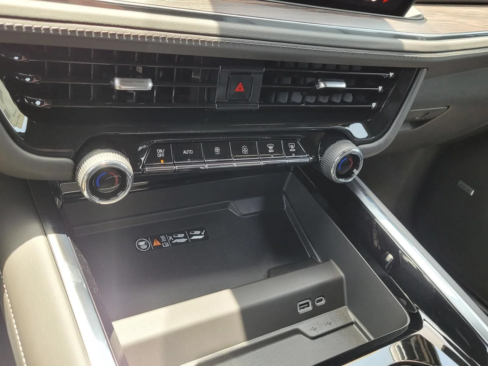 2026 Chevrolet Tahoe LT - Photo 20