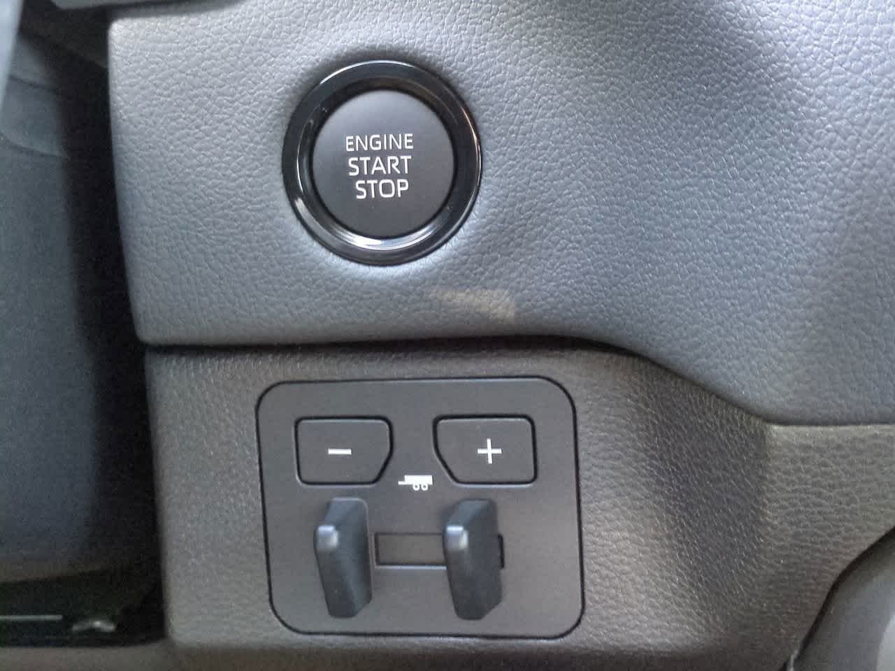 2026 Toyota Tundra Limited - Photo 26