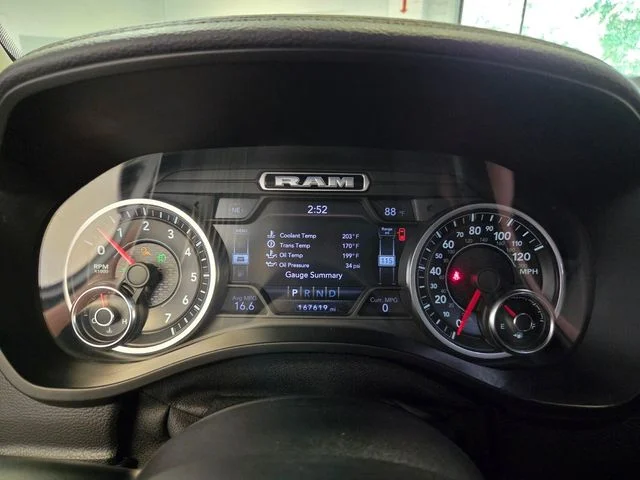 Used 2019 Silver Ram Laramie image 27