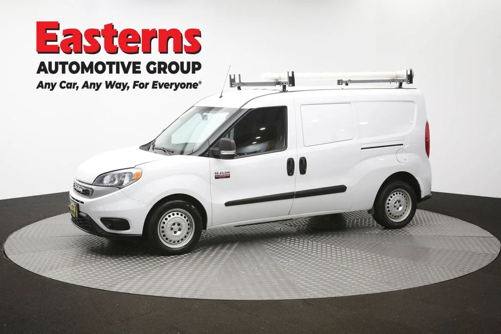 Used 2022 White Ram Base image 57