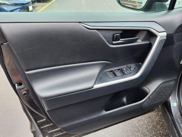 Certified Used 2025 MAGNETIC GRAY MET. Toyota  image 10