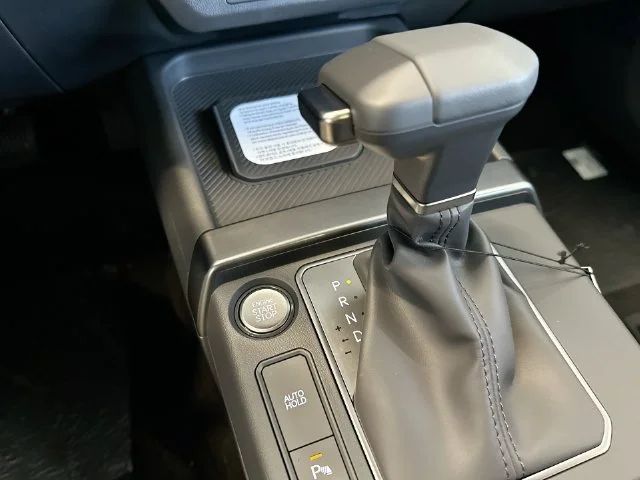 New 2027 Pale Gray Kia X-Line S image 30