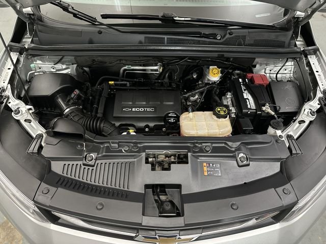 Used 2018 Silver Chevrolet LT image 20