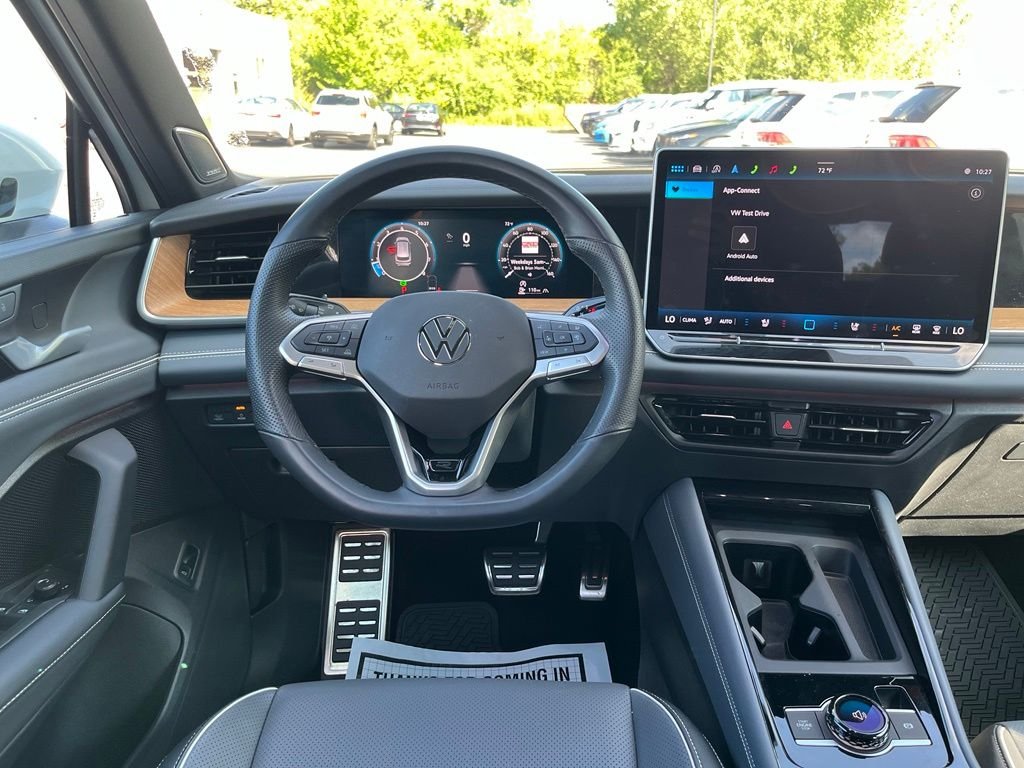 2025 Volkswagen Tiguan SEL R-LINE - Photo 19