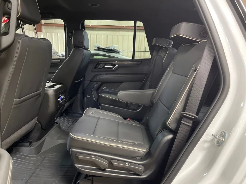 Used 2026 White GMC Elevation image 23