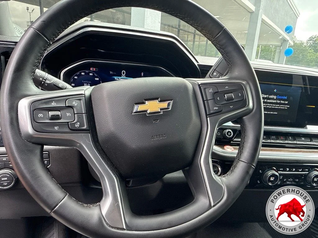 Used 2025 Gray Chevrolet LT image 19
