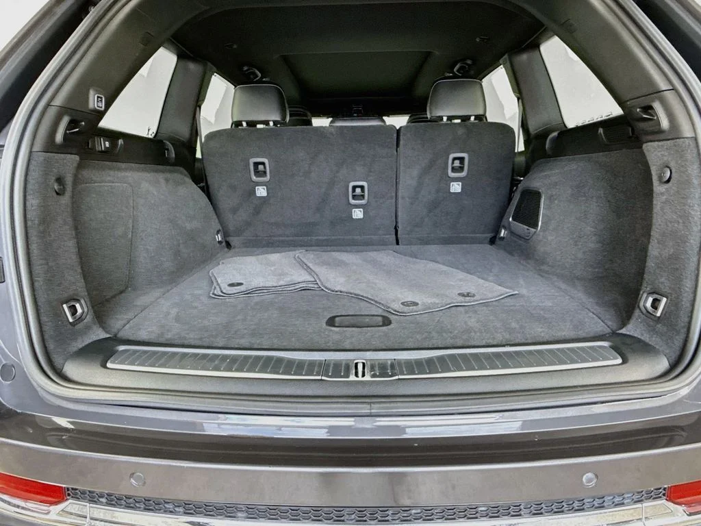 Used 2022 Gray Jeep Overland 4xe image 26