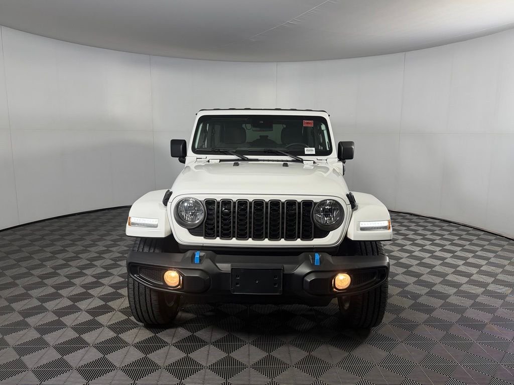Certified Used 2024 White Jeep Sport S 4xe image 4