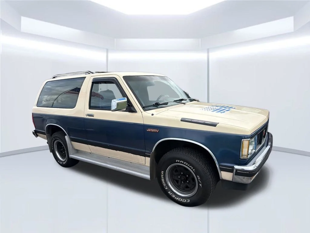 Used 1989 Blue GMC Base image 8