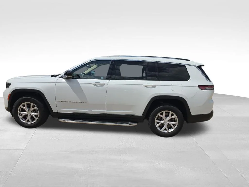 Used 2021 White Jeep Limited image 14