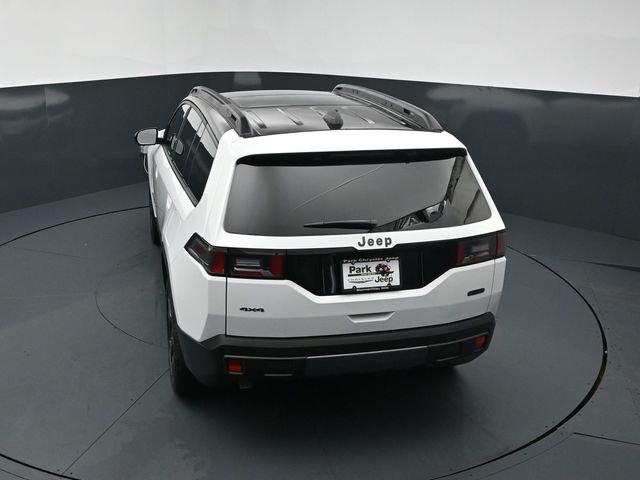 New 2026 Bright White Clear-Coat Exterior Paint Jeep Overland image 17