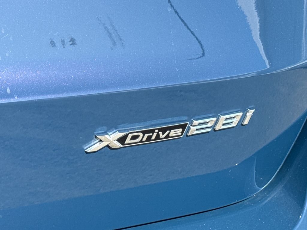 Used 2026 Night Dusk Blue Metallic BMW xDrive28i image 10