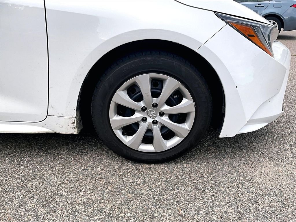 Used 2024 White Toyota LE image 7