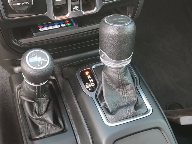 Used 2023 Silver Jeep Willys image 19
