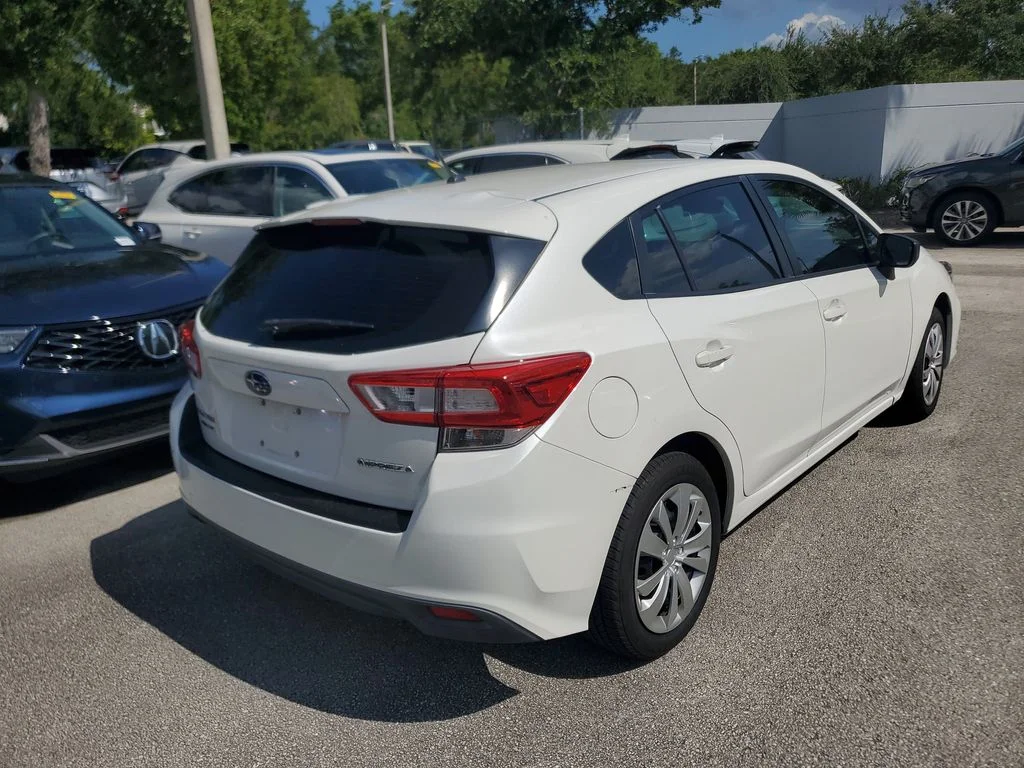 Used 2019 White Subaru 2.0i image 7