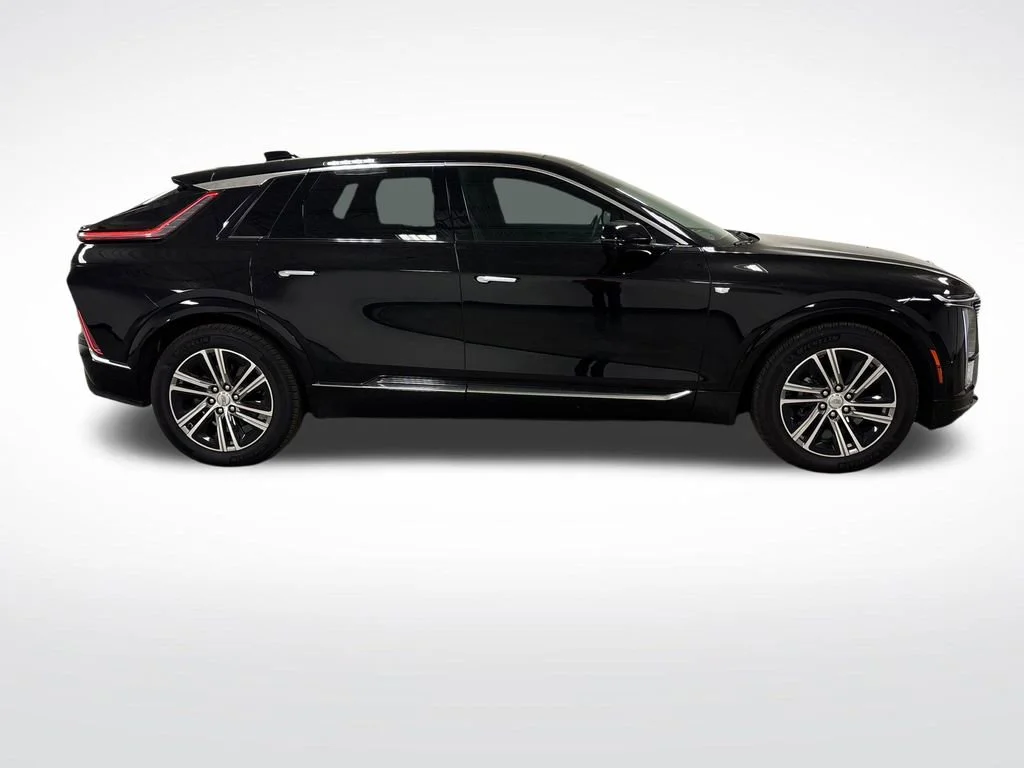 2025 Cadillac LYRIQ Luxury 2 - Photo 22