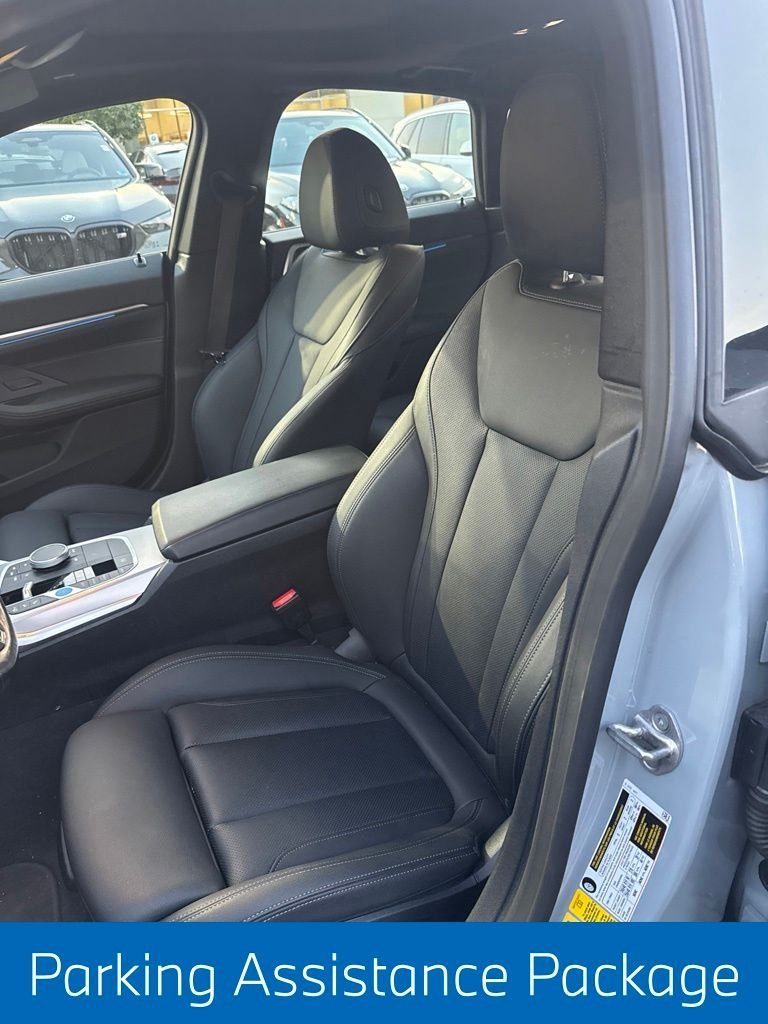 Used 2024 Gray BMW eDrive40 image 8