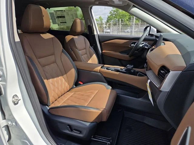 New 2026 Everest White Pearl TriCoat Nissan Platinum image 13