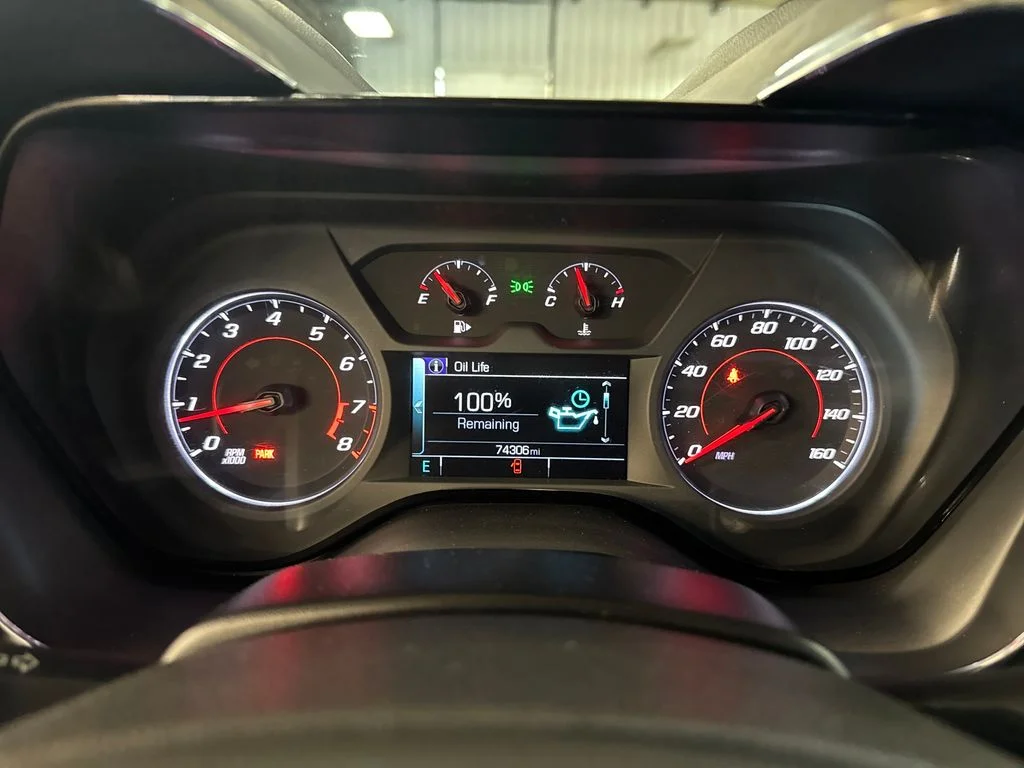 Used 2018 Blue Chevrolet 2LT image 21